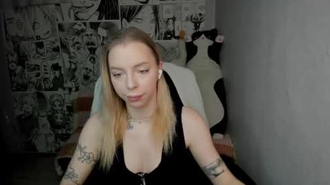 Martha Cameron online show from 3, 2, 2025