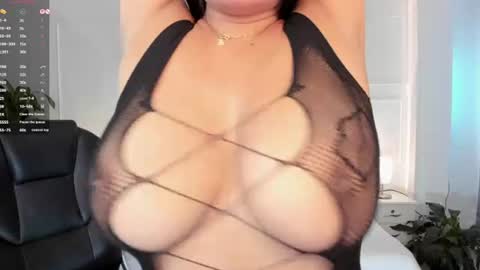 Snapshot of martina_evan chatting on 24, 7, 2026 marina online show from 24, 7, 2026