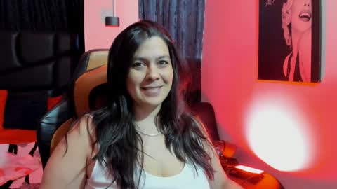 Snapshot of martina_foxy_ chatting on 20, 1, 2025 MARTINA online show from 20, 1, 2025
