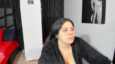 Snapshot of martina_foxy_ chatting on 23, 1, 2025 MARTINA online show from 23, 1, 2025