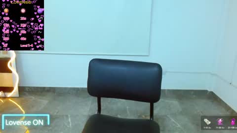 Hey im martina online show from 7, 3, 2025