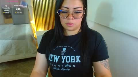 Hey im martina online show from 10, 4, 2026