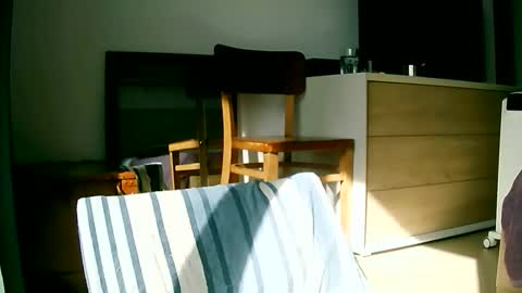 Play with me I obey I promise  online show from 15, 2, 2026