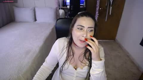 Antonella Martini online show from 15, 12, 2025