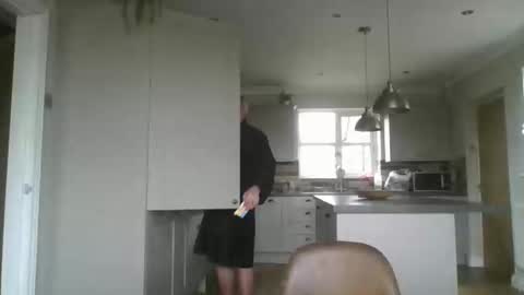 martinrgbxxxx online show from 9, 3, 2026