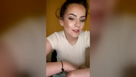 mary553158 online show from 22, 6, 2026