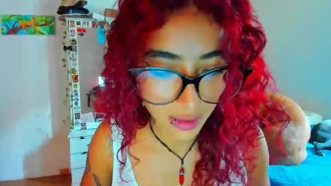 Snapshot of mary_jane1_ chatting on 26, 5, 2026 mary online show from 26, 5, 2026