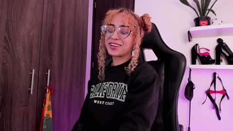 Snapshot of mary_jane_lovers chatting on 25, 1, 2025 Mary Jane online show from 25, 1, 2025