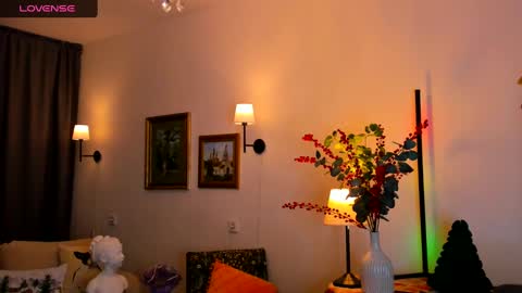 Snapshot of mary_marlow chatting on 28, 2, 2025 Mary online show from 28, 2, 2025