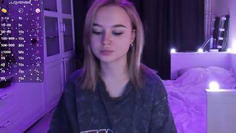 Snapshot of mary_romance chatting on 18, 1, 2025 Mary online show from 18, 1, 2025