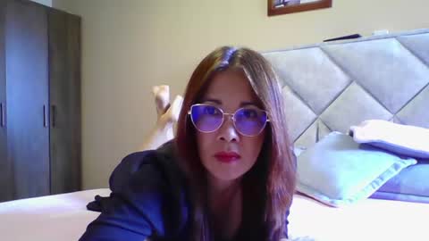 Snapshot of maryamgirl08 chatting on 15, 6, 2026 Engracia online show from 15, 6, 2026
