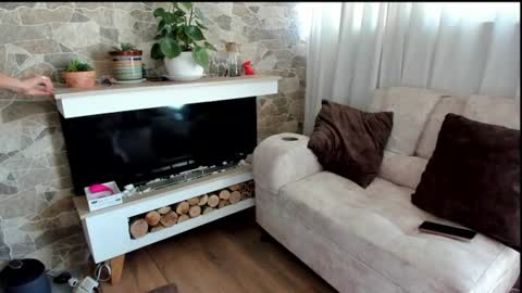 Engracia online show from 7, 7, 2026