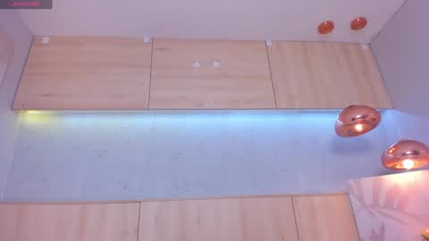   online show from 16, 1, 2025