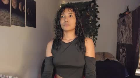 Snapshot of maryjane_785039 chatting on 5, 12, 2025 maria online show from 5, 12, 2025