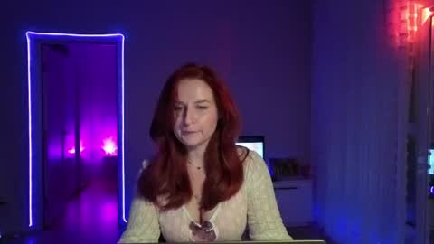 SirenVictoria online show from 10, 7, 2026