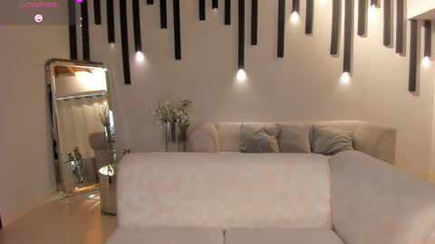  Mary  online show from 5, 3, 2025