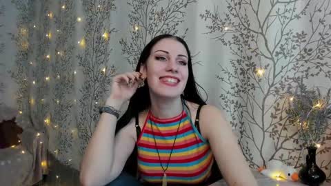 Snapshot of marylou_ chatting on 18, 12, 2024 Mary Lou online show from 18, 12, 2024