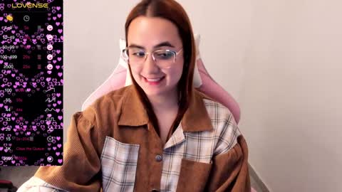 Dulce Maria online show from 7, 2, 2025