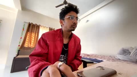 Mask Boy online show from 19, 12, 2024