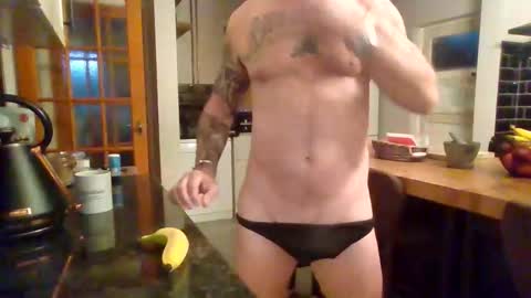 Masked Masturbation Couple online show from 23, 2, 2026