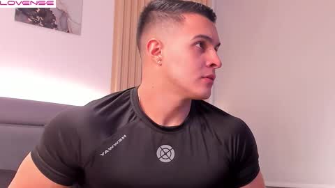 Mason Bennet online show from 18, 12, 2025