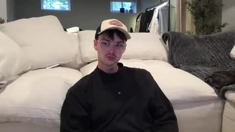 Mason Brooks    online show from 21, 10, 2025