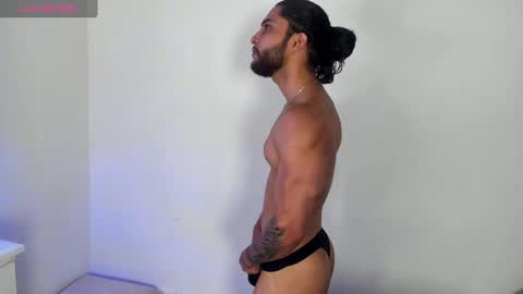 Snapshot of massatgeserotics chatting on 25, 12, 2024 I Am Odin online show from 25, 12, 2024