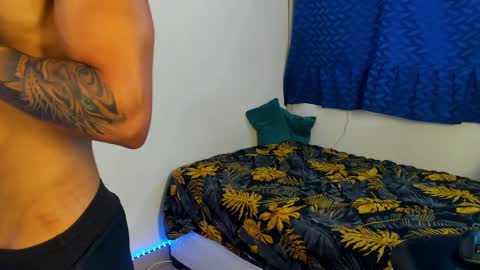 Snapshot of massatgeserotics chatting on 10, 1, 2025 I Am Odin online show from 10, 1, 2025