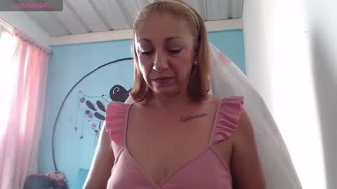 Snapshot of massielferretis chatting on 19, 9, 2025 massiel ferreti online show from 19, 9, 2025