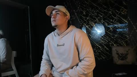 massimo_vidal online show from 12, 4, 2026