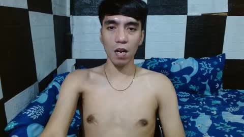 Snapshot of massive_boner02 chatting on 27, 11, 2025 massive_boner02 online show from 27, 11, 2025