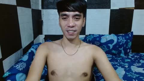 Snapshot of massive_boner02 chatting on 1, 12, 2025 massive_boner02 online show from 1, 12, 2025