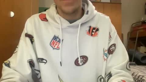 Snapshot of massiverob99 chatting on 13, 2, 2026 massiverob99 online show from 13, 2, 2026