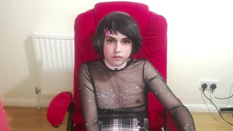 master_and_doll_ online show from 28, 2, 2025