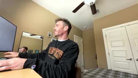 Snapshot of master_louie chatting on 23, 1, 2025 muskyjockdick online show from 23, 1, 2025