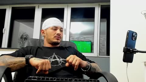 masterchris12 online show from 9, 12, 2024