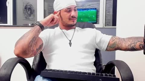 masterchris12 online show from 10, 12, 2024