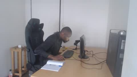 Masterdomfuck online show from 3, 6, 2026