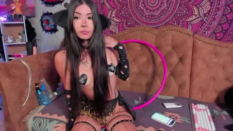   online show from 5, 4, 2026