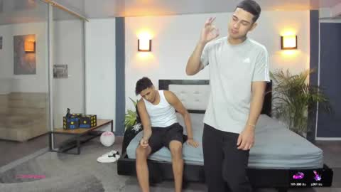 Snapshot of masters_sexx chatting on 28, 9, 2025 Team Cris Darwin- Fernando- Stiven- David online show from 28, 9, 2025