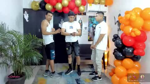 Snapshot of masters_sexx chatting on 22, 10, 2025 Team Cris Darwin- Fernando- Stiven- David online show from 22, 10, 2025