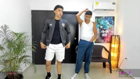 Snapshot of masters_sexx chatting on 6, 11, 2025 Team Cris Darwin- Fernando- Stiven- David online show from 6, 11, 2025