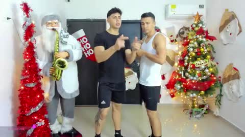 Snapshot of masters_sexx chatting on 21, 12, 2025 Team Cris Darwin- Fernando- Stiven- David online show from 21, 12, 2025