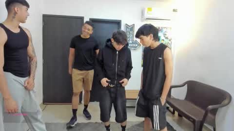 Snapshot of masters_sexx chatting on 4, 2, 2026 Team Cris Darwin- Fernando- Stiven- David online show from 4, 2, 2026