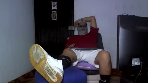 Snapshot of mastersocks8 chatting on 26, 10, 2025 master findom online show from 26, 10, 2025