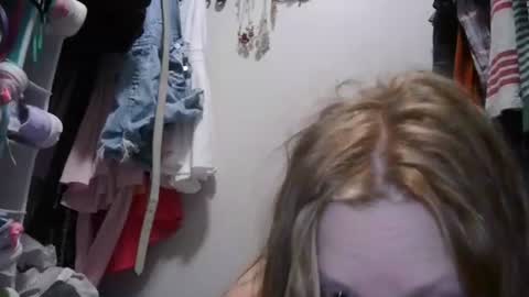 alex online show from 9, 11, 2025