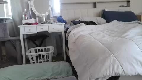 alex online show from 4, 4, 2026