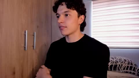 mastrangelo_x online show from 1, 12, 2025