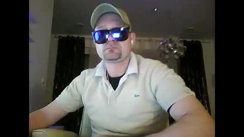 Snapshot of matcelpb1987 chatting on 16, 12, 2024 Marcel online show from 16, 12, 2024