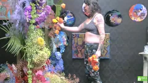 Snapshot of matchingtracksuits chatting on 13, 12, 2024 Jer and Kel online show from 13, 12, 2024